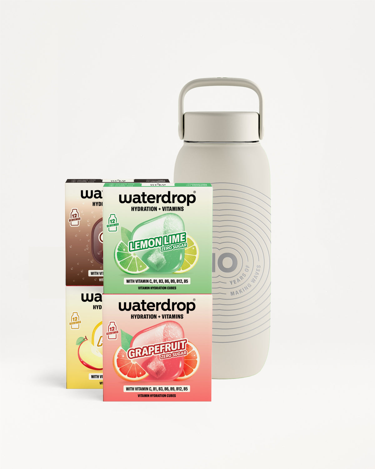 Trzy saszetki Waterdrop nawadnianie i witaminy obok jasnoszarej butelki.